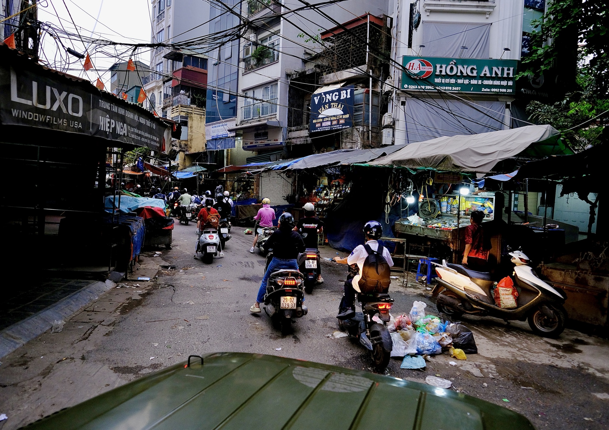 DAY 16 – Halong Bay/Hanoi